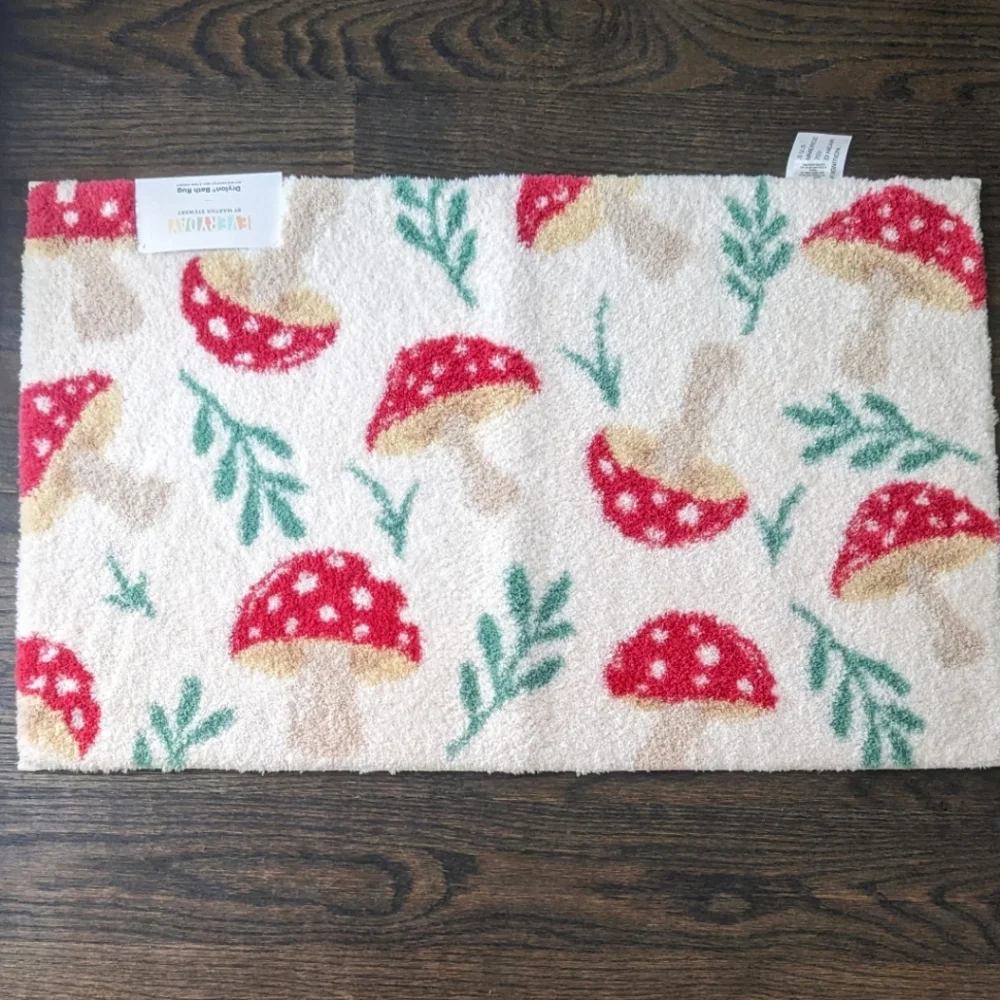 New Martha Stewart MUSHROOM Design Bath Rug Home Decor